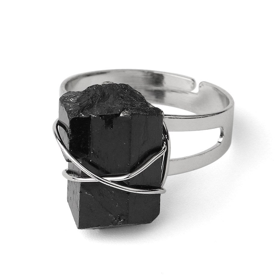 Adjustable crystal chip ring, purple stone detail